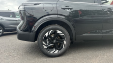 Nissan Qashqai 1.3 DiG-T MH N-Connecta 5dr Petrol Hatchback